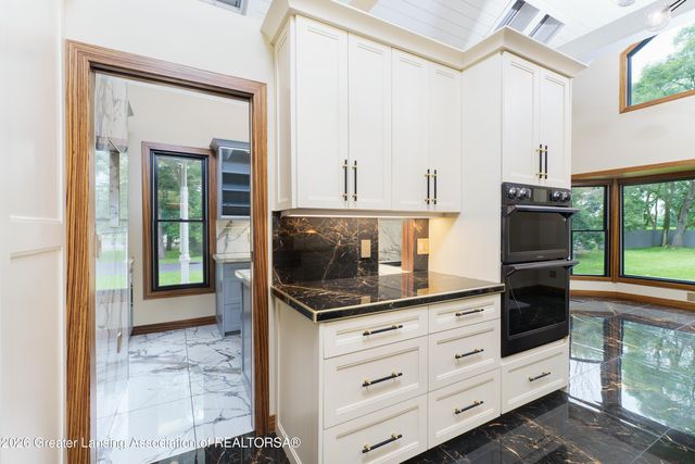 2061 N Williamston Road, Williamston, MI 48895