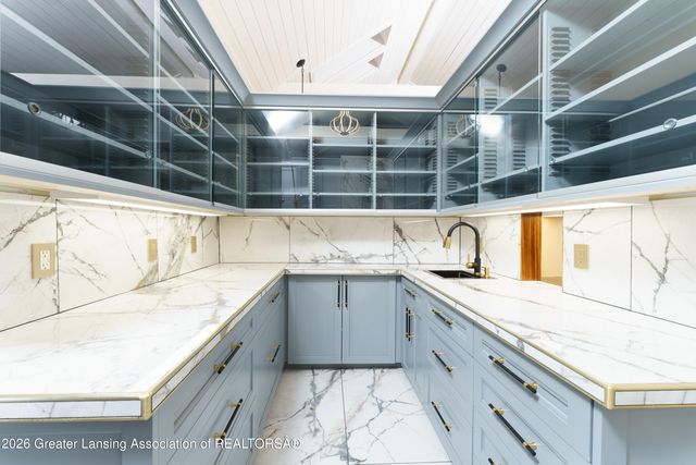 2061 N Williamston Road, Williamston, MI 48895