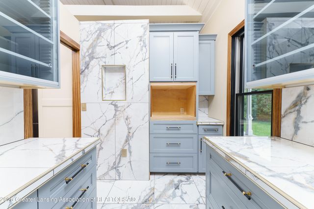 2061 N Williamston Road, Williamston, MI 48895