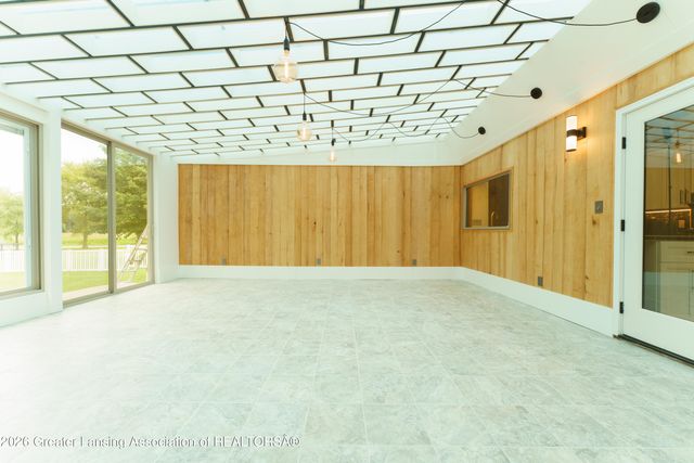 2061 N Williamston Road, Williamston, MI 48895