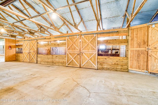 2061 N Williamston Road, Williamston, MI 48895