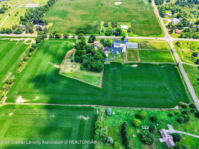 2061 N Williamston Road, Williamston, MI 48895