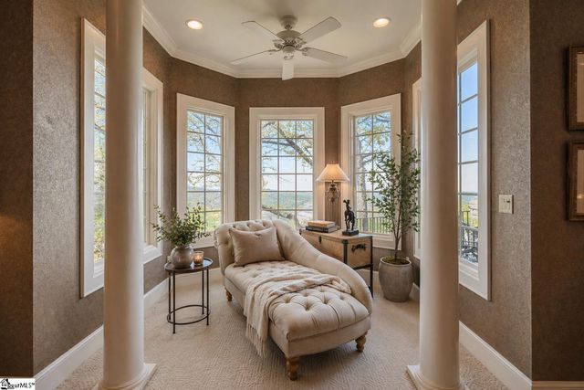 33 Southview Ledge Road, Landrum, SC 29356