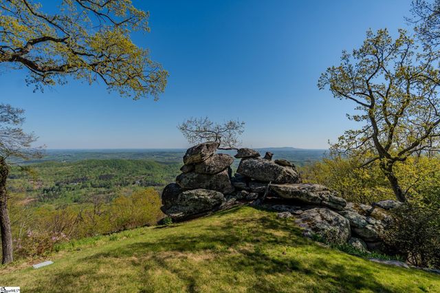 33 Southview Ledge Road, Landrum, SC 29356