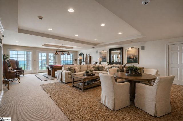 33 Southview Ledge Road, Landrum, SC 29356
