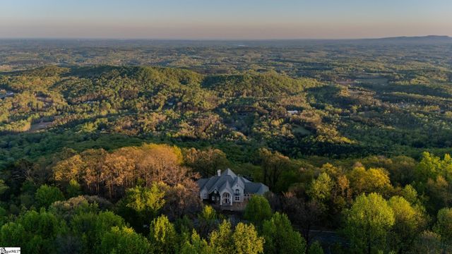 33 Southview Ledge Road, Landrum, SC 29356