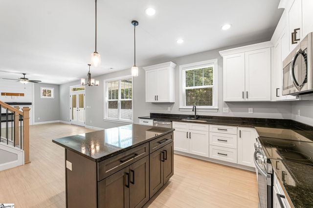 237 Black Road, Simpsonville, SC 29680