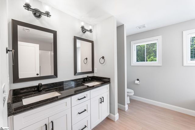 237 Black Road, Simpsonville, SC 29680