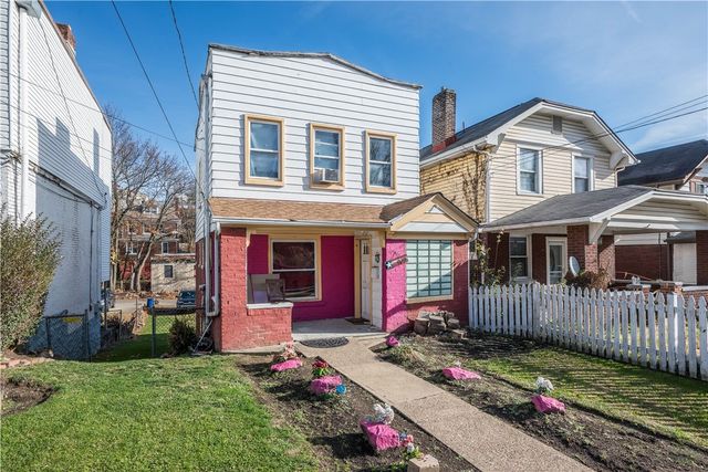 929 Woodbourne Ave, Brookline, PA 15226