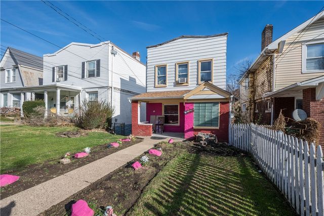 929 Woodbourne Ave, Brookline, PA 15226