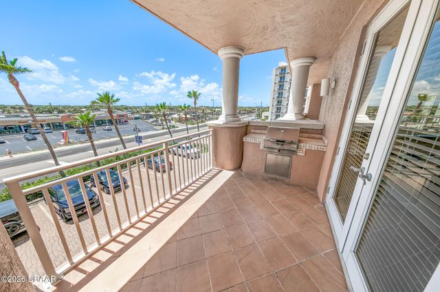 2515 S Atlantic Ave Unit 301, Daytona Beach Shores, FL 32118