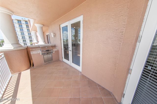 2515 S Atlantic Ave Unit 301, Daytona Beach Shores, FL 32118