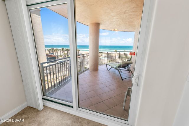 2515 S Atlantic Ave Unit 301, Daytona Beach Shores, FL 32118