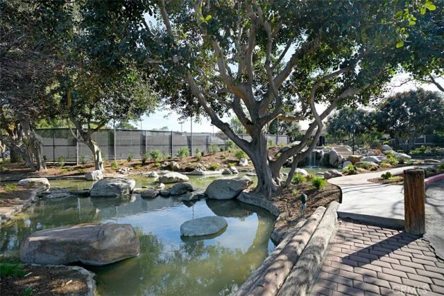 212 Springview, Irvine, CA 92620