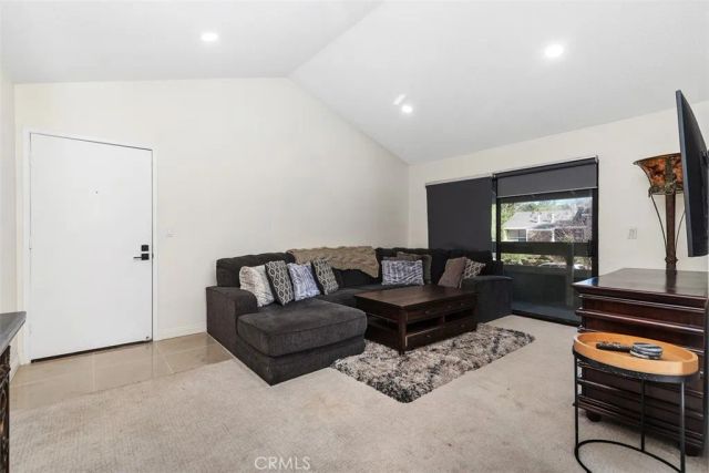 212 Springview, Irvine, CA 92620