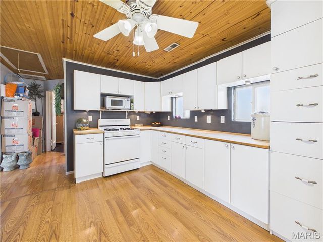 949 W Harper Street, Poplar Bluff, MO 63901