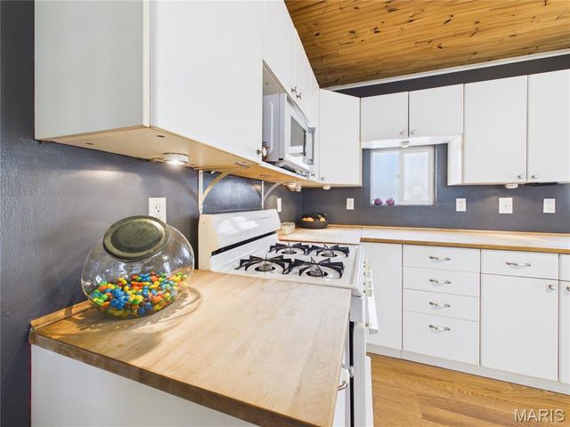 949 W Harper Street, Poplar Bluff, MO 63901