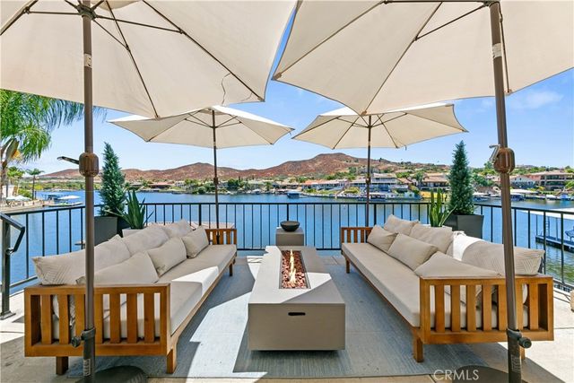 30310 White Wake, Canyon Lake, CA 92587