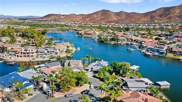 30310 White Wake, Canyon Lake, CA 92587