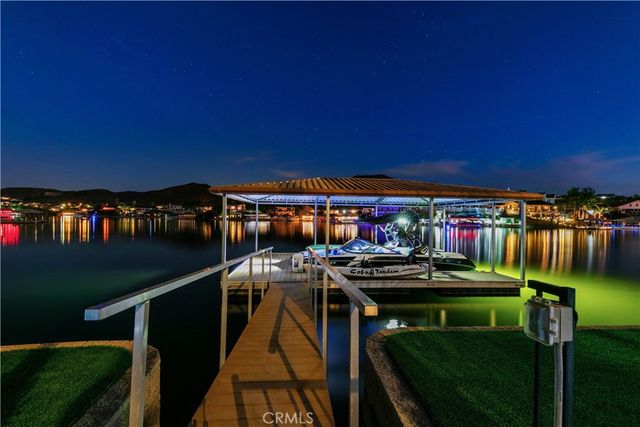 30310 White Wake, Canyon Lake, CA 92587