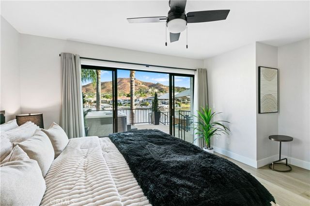 30310 White Wake, Canyon Lake, CA 92587