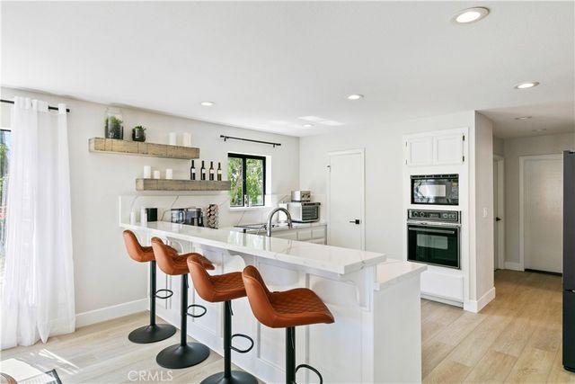 30310 White Wake, Canyon Lake, CA 92587