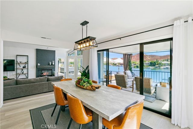 30310 White Wake, Canyon Lake, CA 92587