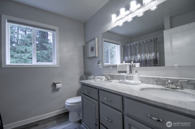 16915 Eugene Street SW, Rochester, WA 98579