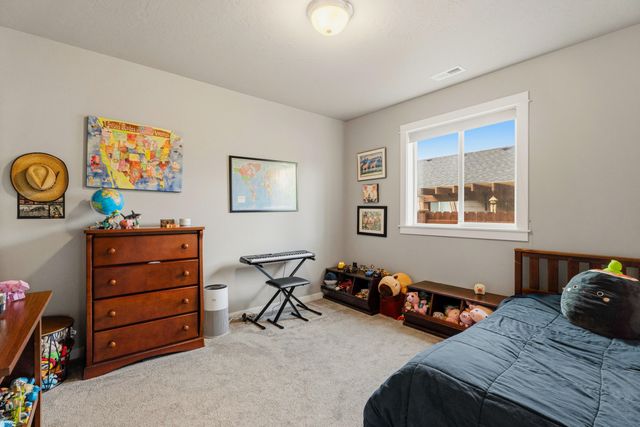 63247 NW Rossby Street, Bend, OR 97703