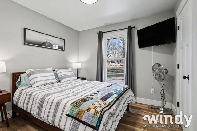 7226 Little Paw Paw Lake Road, Coloma Twp, MI 49038