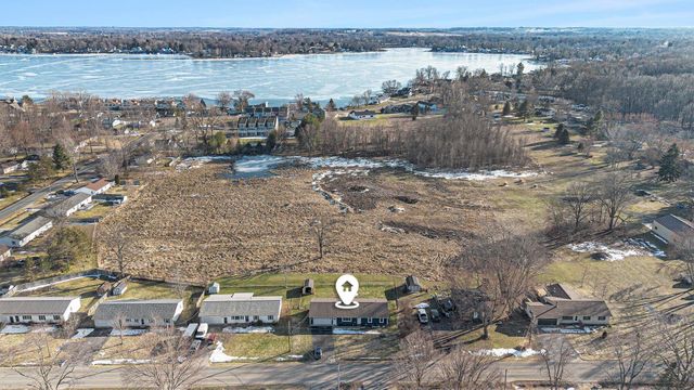 7226 Little Paw Paw Lake Road, Coloma Twp, MI 49038