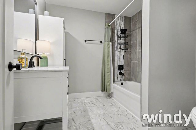 7226 Little Paw Paw Lake Road, Coloma Twp, MI 49038