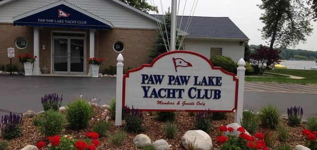 7226 Little Paw Paw Lake Road, Coloma Twp, MI 49038