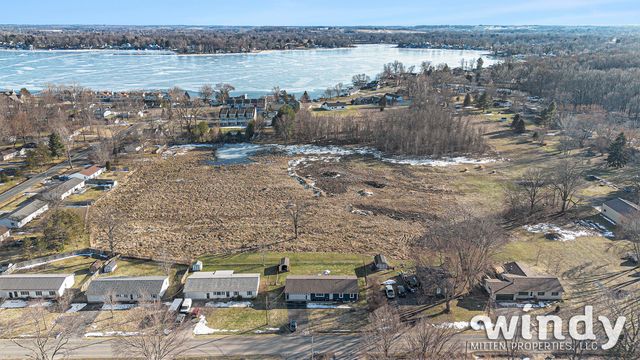7226 Little Paw Paw Lake Road, Coloma Twp, MI 49038