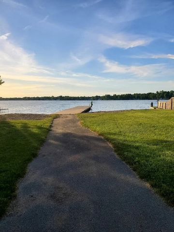 7226 Little Paw Paw Lake Road, Coloma Twp, MI 49038