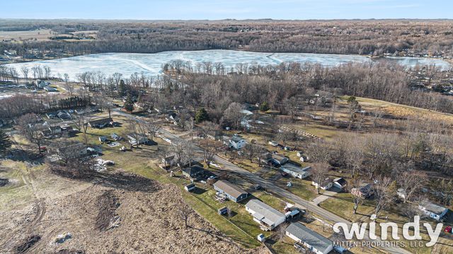 7226 Little Paw Paw Lake Road, Coloma Twp, MI 49038