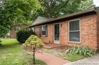 327 Hawthorne Drive, Jeffersonville, IN 47130