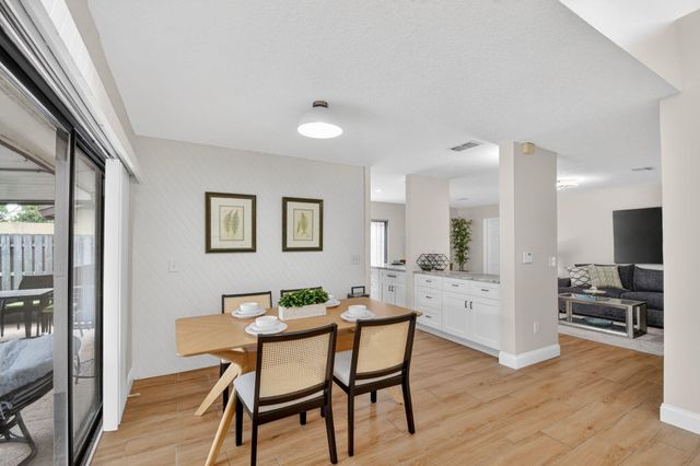 12260 Old Country Road S, Wellington, FL 33414