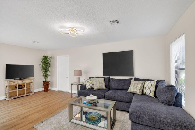 12260 Old Country Road S, Wellington, FL 33414