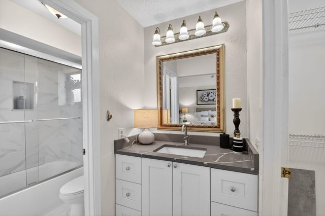 12260 Old Country Road S, Wellington, FL 33414