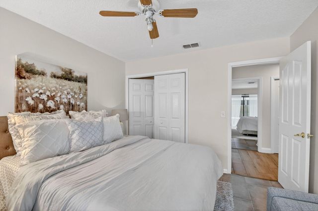 12260 Old Country Road S, Wellington, FL 33414