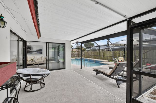 12260 Old Country Road S, Wellington, FL 33414