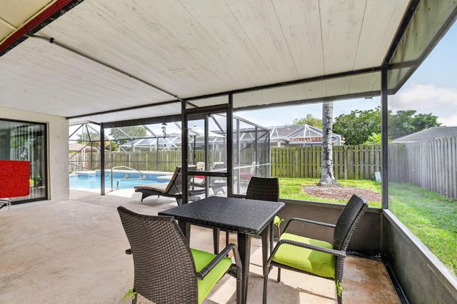 12260 Old Country Road S, Wellington, FL 33414