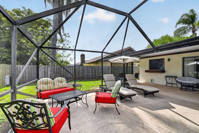 12260 Old Country Road S, Wellington, FL 33414