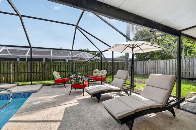 12260 Old Country Road S, Wellington, FL 33414