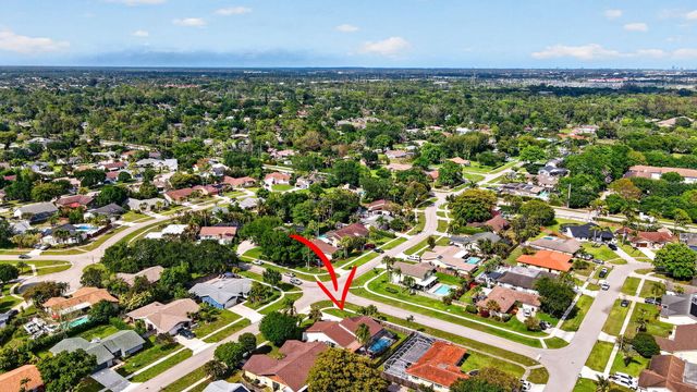 12260 Old Country Road S, Wellington, FL 33414