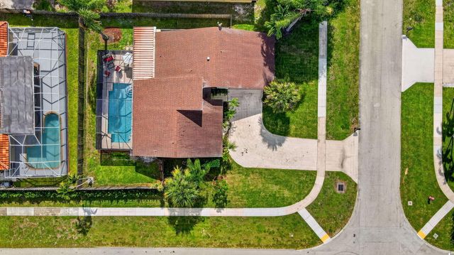 12260 Old Country Road S, Wellington, FL 33414