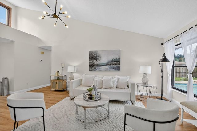 12260 Old Country Road S, Wellington, FL 33414