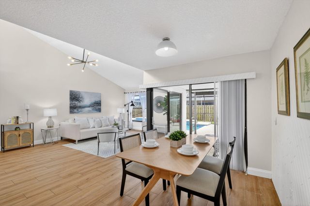 12260 Old Country Road S, Wellington, FL 33414