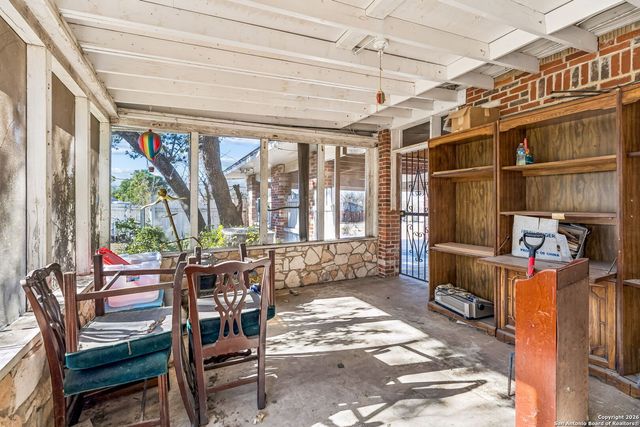 4035 Parkway, San Antonio, TX 78228